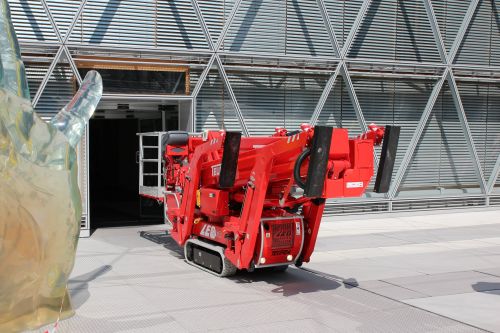 Click Here To Enlarge This Photo Of Teupen Leo 24GT
