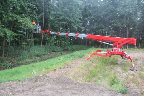 Click Here To Enlarge This Photo Of Teupen Leo 30T