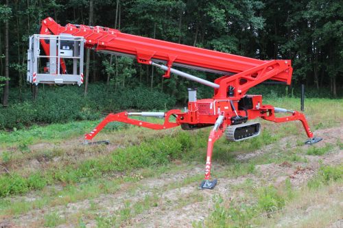 Click Here To Enlarge This Photo Of Teupen Leo 30T