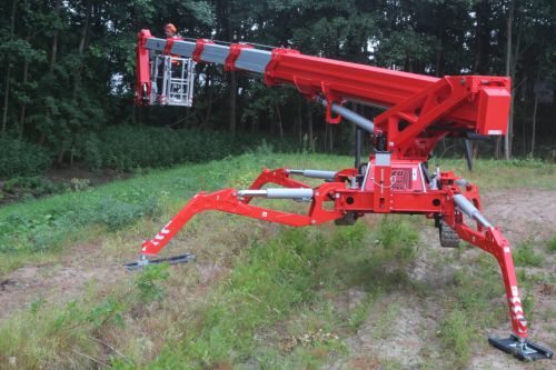 Click Here To Enlarge This Photo Of Teupen Leo 30T